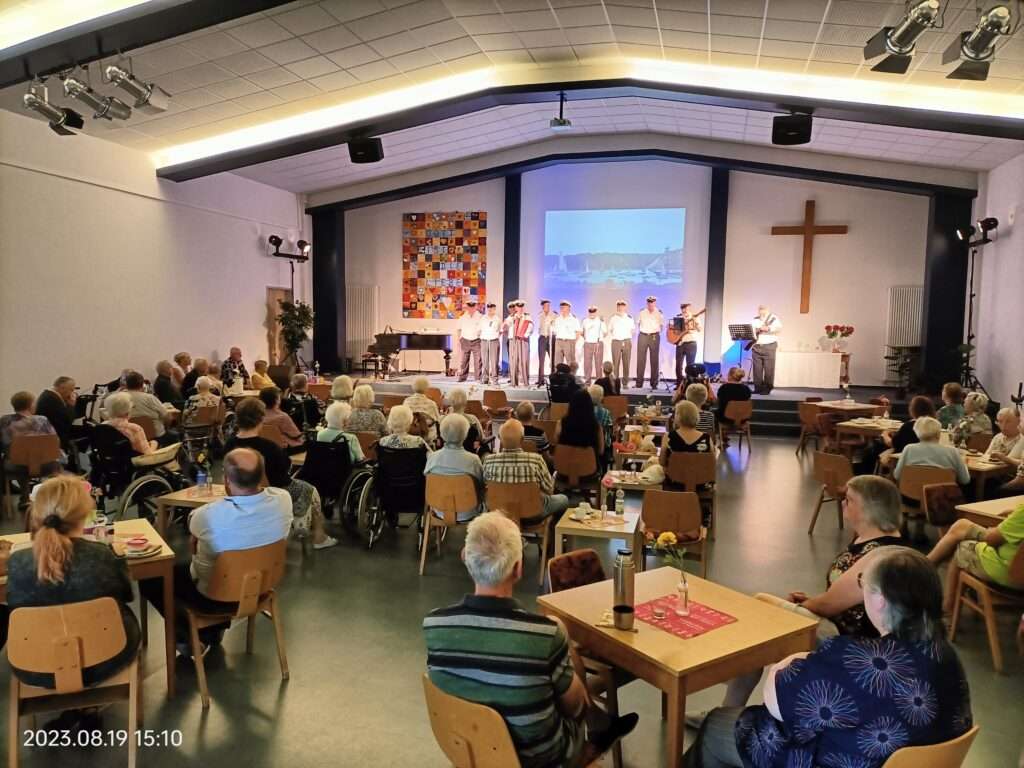 Trocken und bewegt - der Shanty Chor macht Stimmung 4 IMG20230819151054 – TCG-Ohof Meinersen